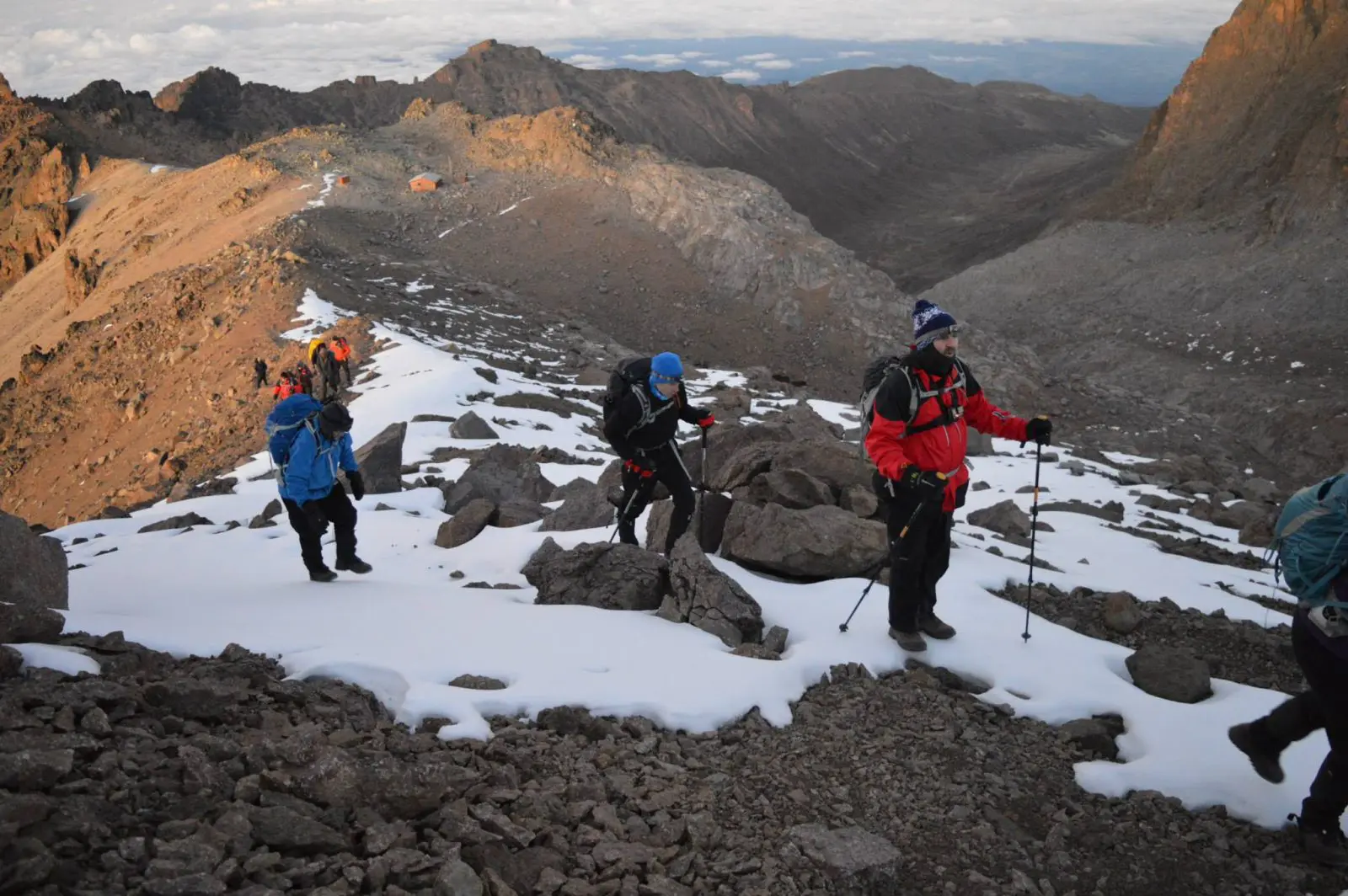 4 Days Mount Kenya Hiking Adventure – Sirimon Down Chogoria Route